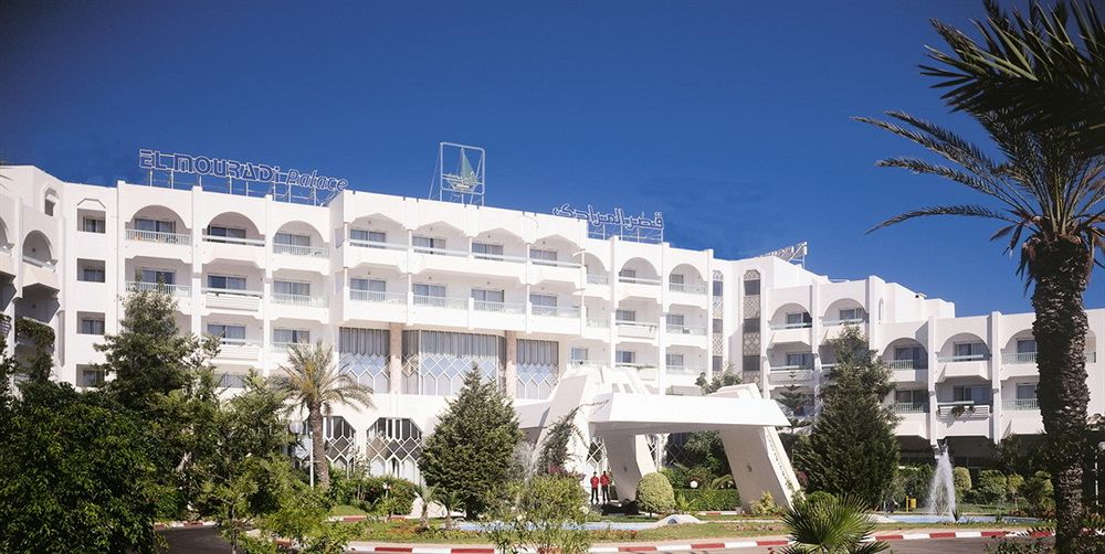 El Mouradi Palace ポートエルカンタウィ Tunisia thumbnail